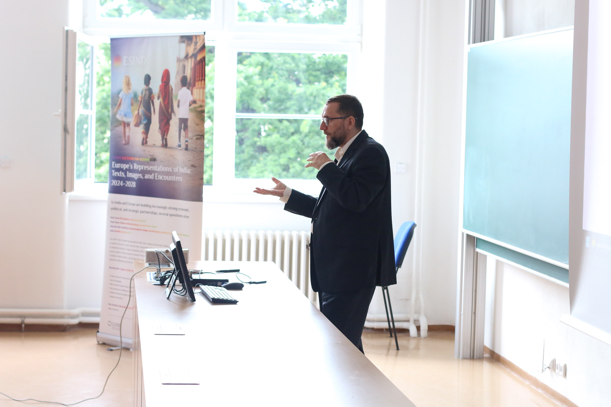 Martin Fárek zahajuje letní školu projektu ESIND Farek TUL1