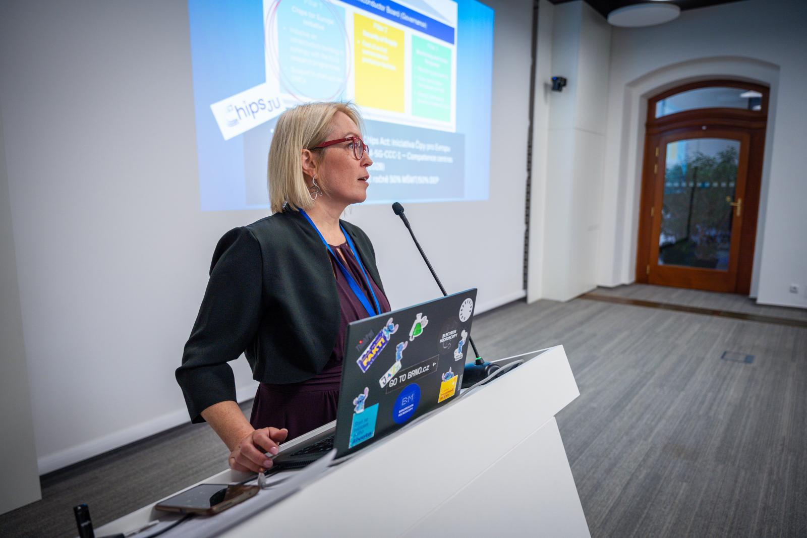 Zástupkyně ředitele CSC Jana Drbohlavová. | Foto: archiv CSC