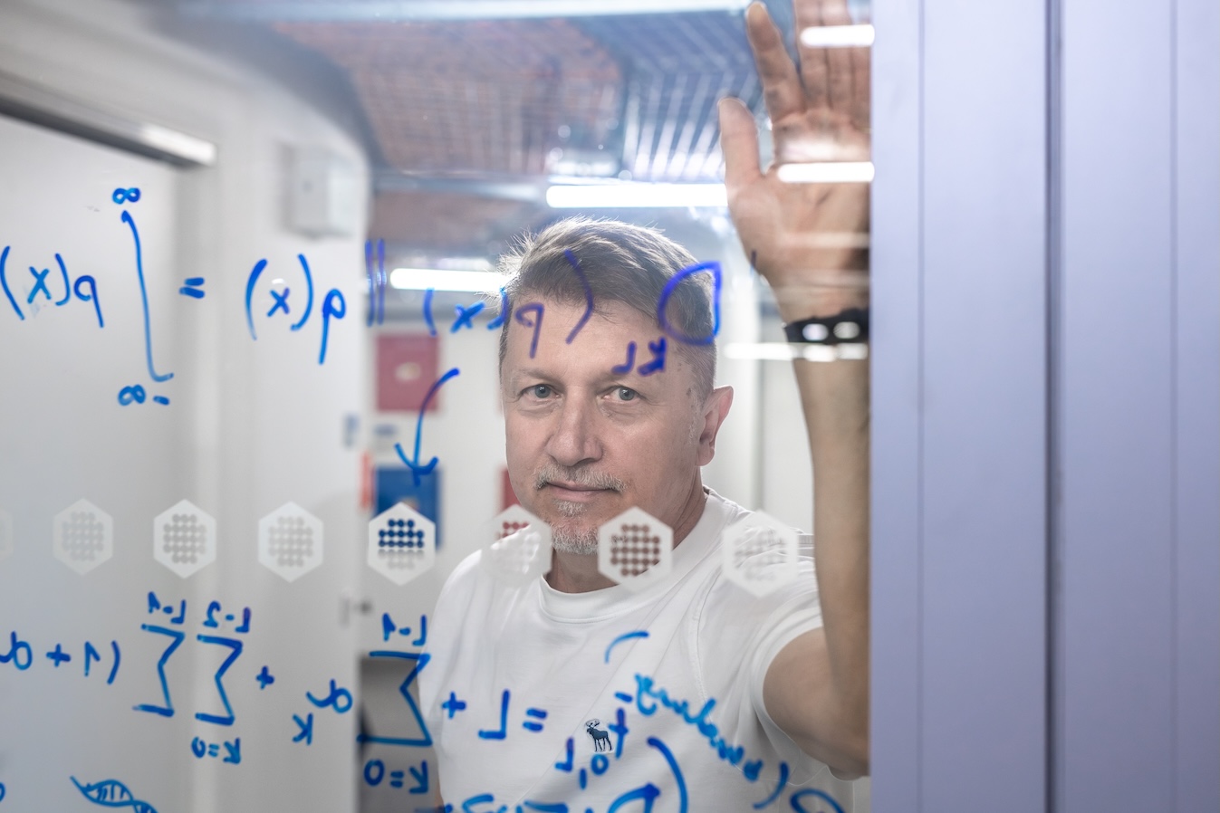 Jiří Vondrášek z Ústavu organické chemie a biochemie AV ČR Jiri Vondrasek