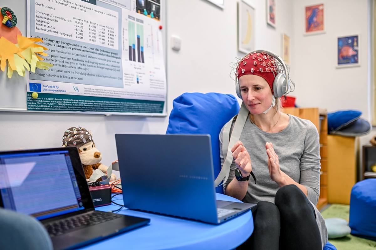 Speakin lab dospely s cepickou