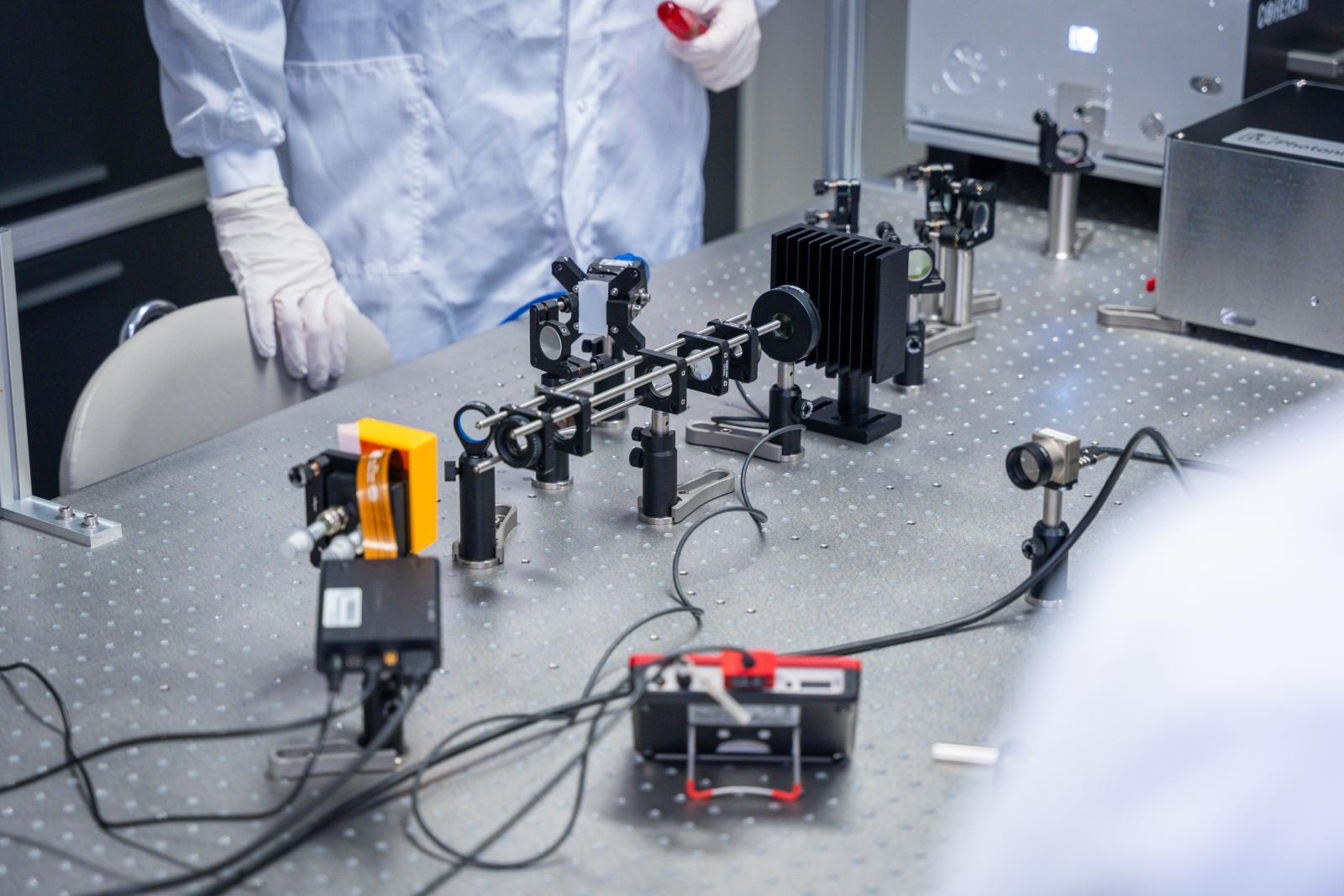 Práce ve výzkumných laboratořích CEITEC VUT VUT CEITEC Andrea Konecna laboratore 2026 2026 03 16 Konicek 027 1600