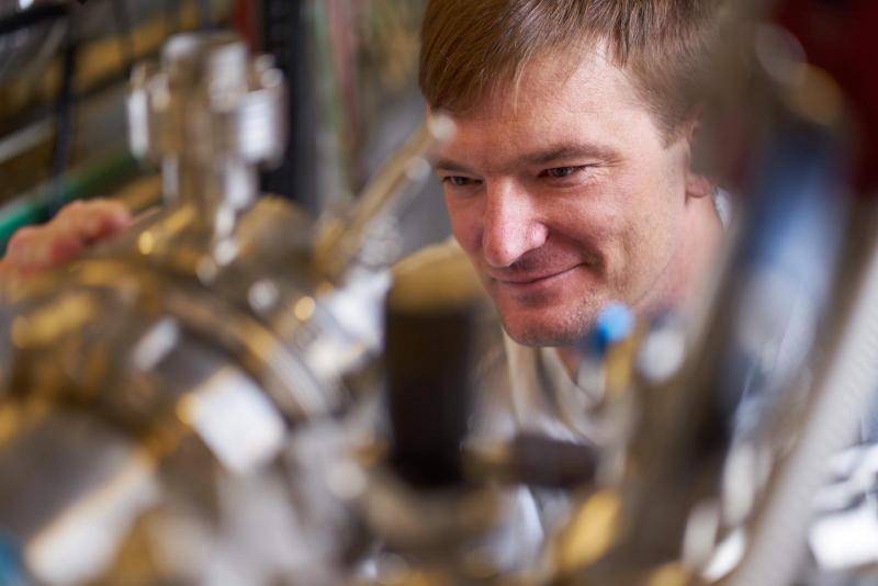 Michal Urbánek je koordinátorem infrastruktury CzechNanoLab+ a vedoucím CEITEC Nano/ Foto: CEITEC VUT VUT chipy 3