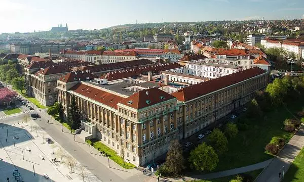 Vysoká škola chemicko technologická v Praze