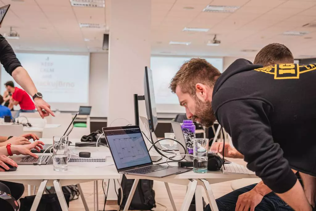 20220902HackujBrno