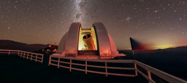 Čeští astronomové řídí dalekohled v Chile