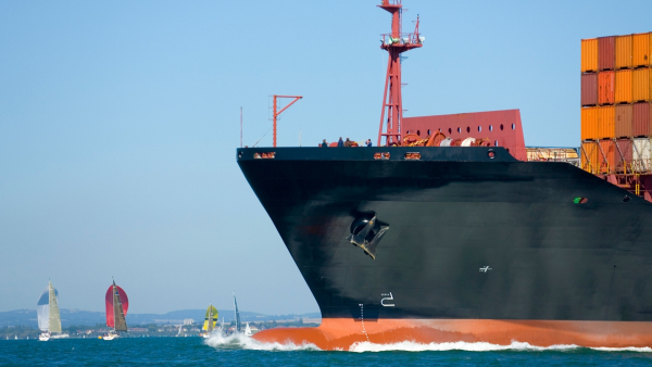 VŠB-TUO se podílí na vývoji ekologického maziva pro lodní dopravu