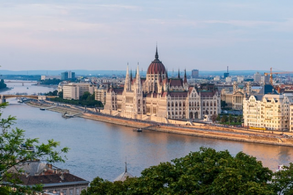 Věda a inovace v Maďarsku: Bohatý výzkumný ekosystém a velké plány