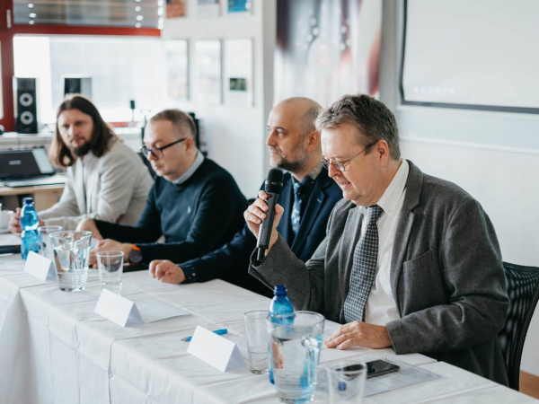 Světový chemik založí v Olomouci novou skupinu v rámci programu ERA Chair