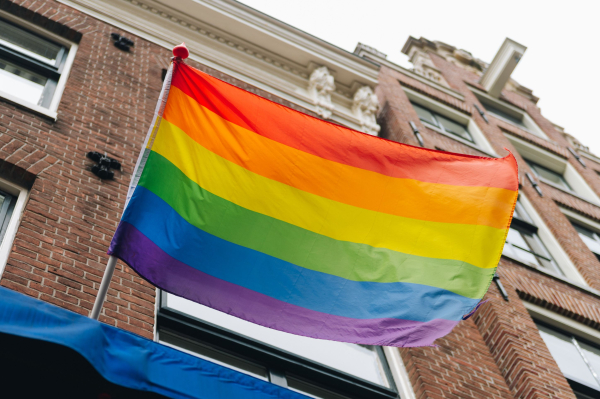 Akademická půda nezaručuje LGBTQ+ lidem přijetí ani u nás, ani ve světě