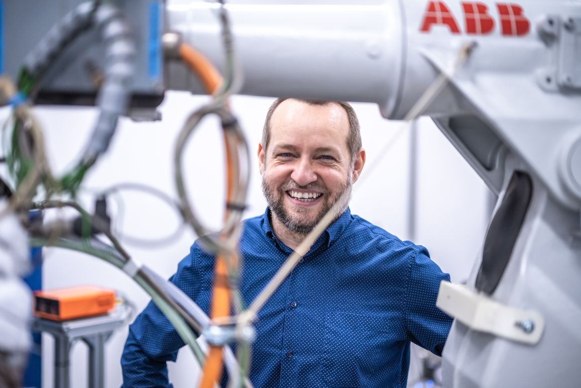 Jan Čížek přivedl výzkum metody cold spray do ČR Cizek AVCR2