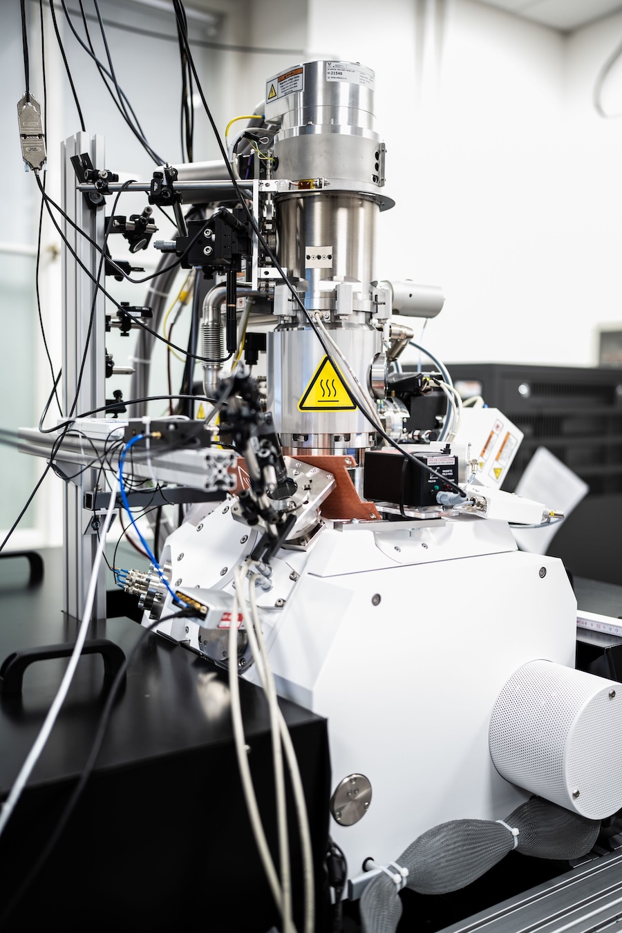 Elektronový mikroskop Martin Kozak2